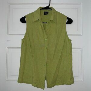 sleeveless button up